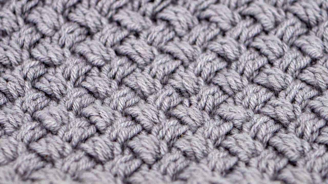 Close Up of Woven Cable Knitting Stitch Pattern
