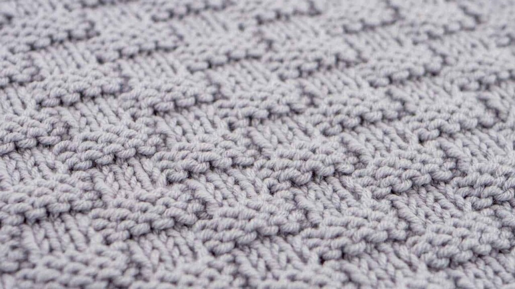 Basketweave Stitch Knitting Pattern (Details)
