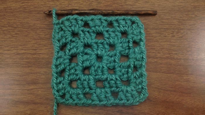 Example of the Traditional Basic Granny Square (3 Rounds)