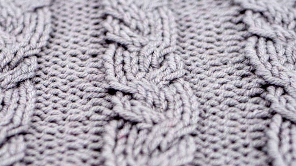 Example of the Garden Path Cable Stitch Knitting Pattern
